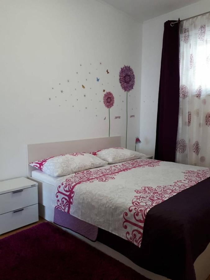 Apartment Eva Макарська Екстер'єр фото